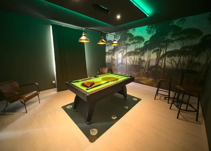 British Billard & Jacuzzi Centre Parking Gratuit *
